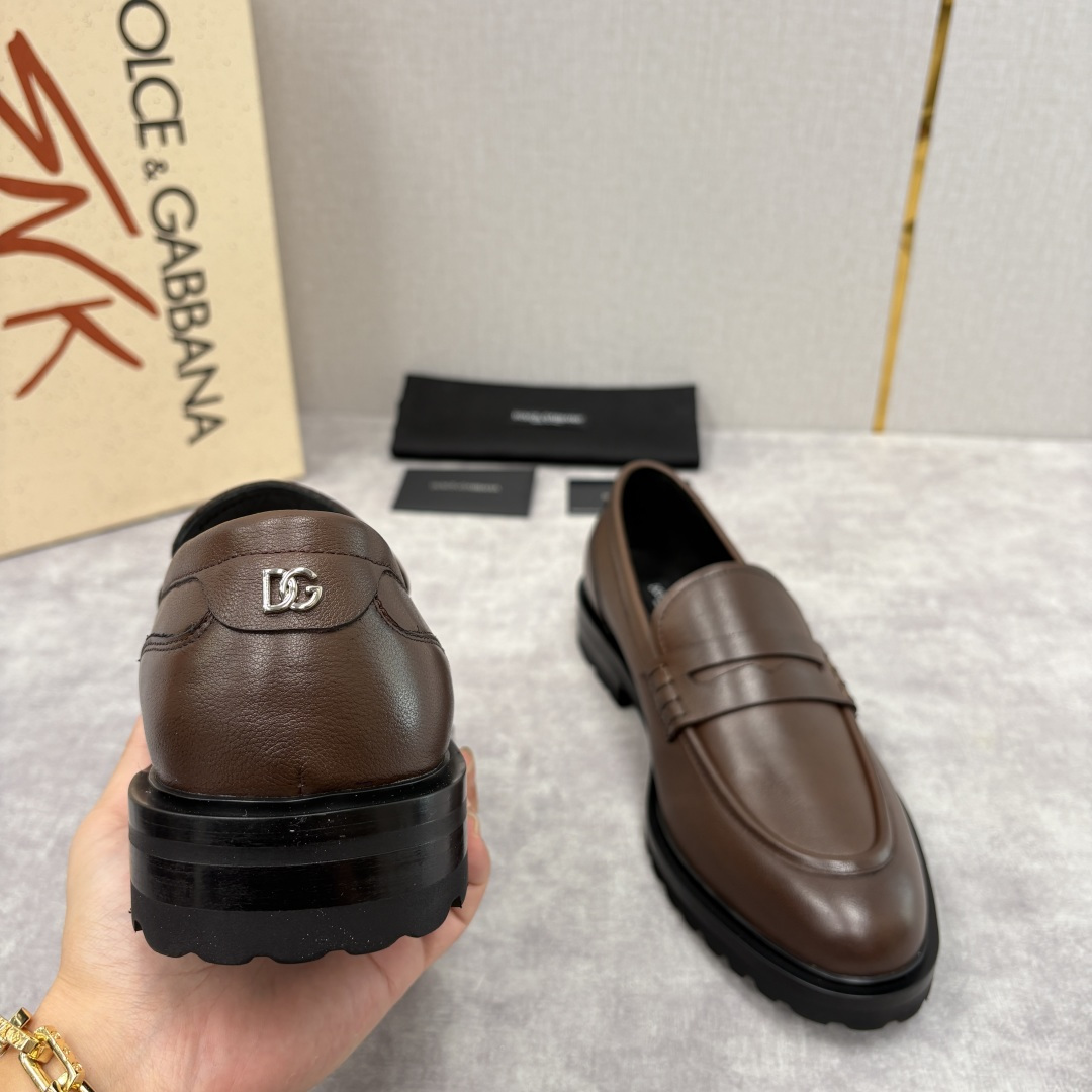 💋💍DG家新品 杜嘉-班纳 Dolce&Gabban* 男士正装鞋厚底鞋 这款乐福鞋皮鞋是把“雅痞松弛感