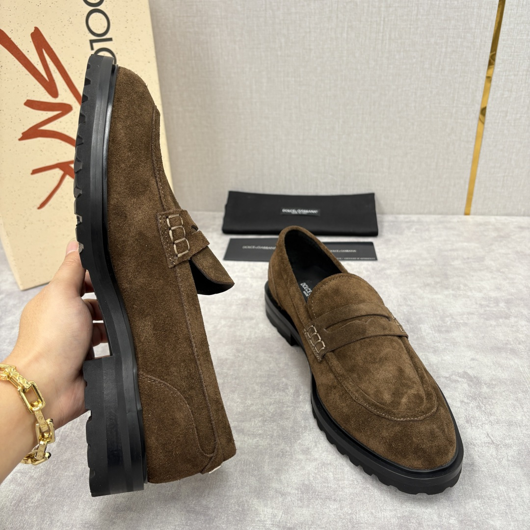💋💍DG家新品 杜嘉-班纳 Dolce&Gabban* 男士正装鞋厚底鞋 这款乐福鞋皮鞋是把“雅痞松弛感