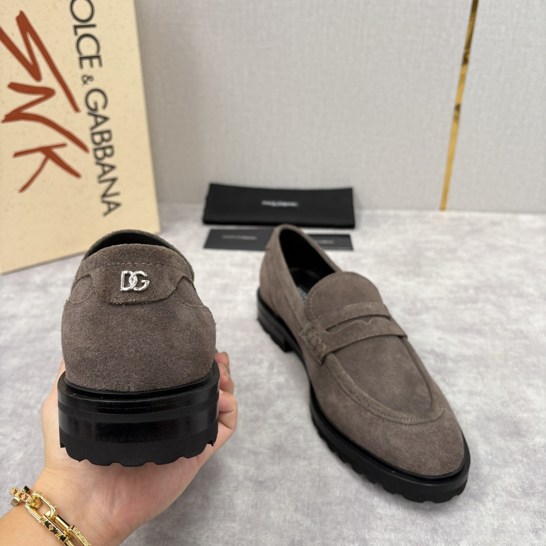 💋💍DG家新品 杜嘉-班纳 Dolce&Gabban* 男士正装鞋厚底鞋 这款乐福鞋皮鞋是把“雅痞松弛感