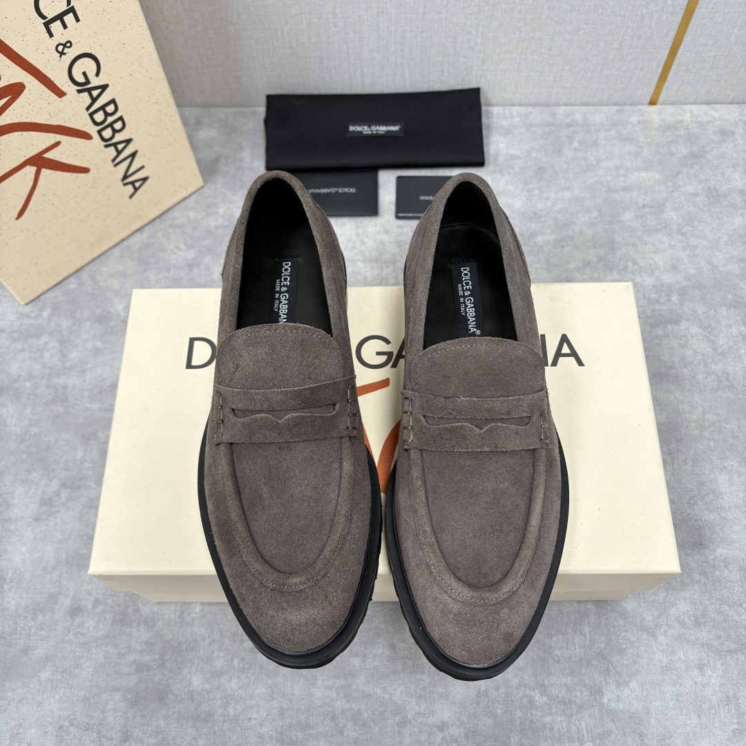 💋💍DG家新品 杜嘉-班纳 Dolce&Gabban* 男士正装鞋厚底鞋 这款乐福鞋皮鞋是把“雅痞松弛感
