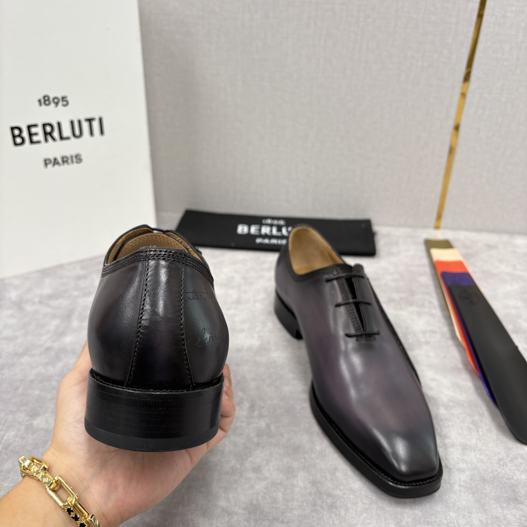 💋💍Berlut* 布鲁提 新款男士手工擦色正装鞋皮鞋上新🆕 Berlut* 对皮革的执念近乎苛刻，精选