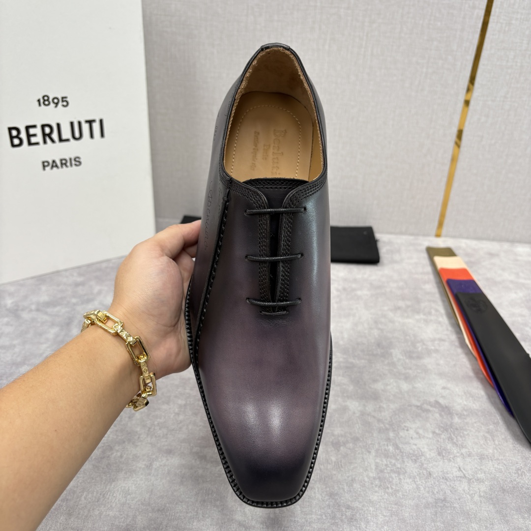 💋💍Berlut* 布鲁提 新款男士手工擦色正装鞋皮鞋上新🆕 Berlut* 对皮革的执念近乎苛刻，精选