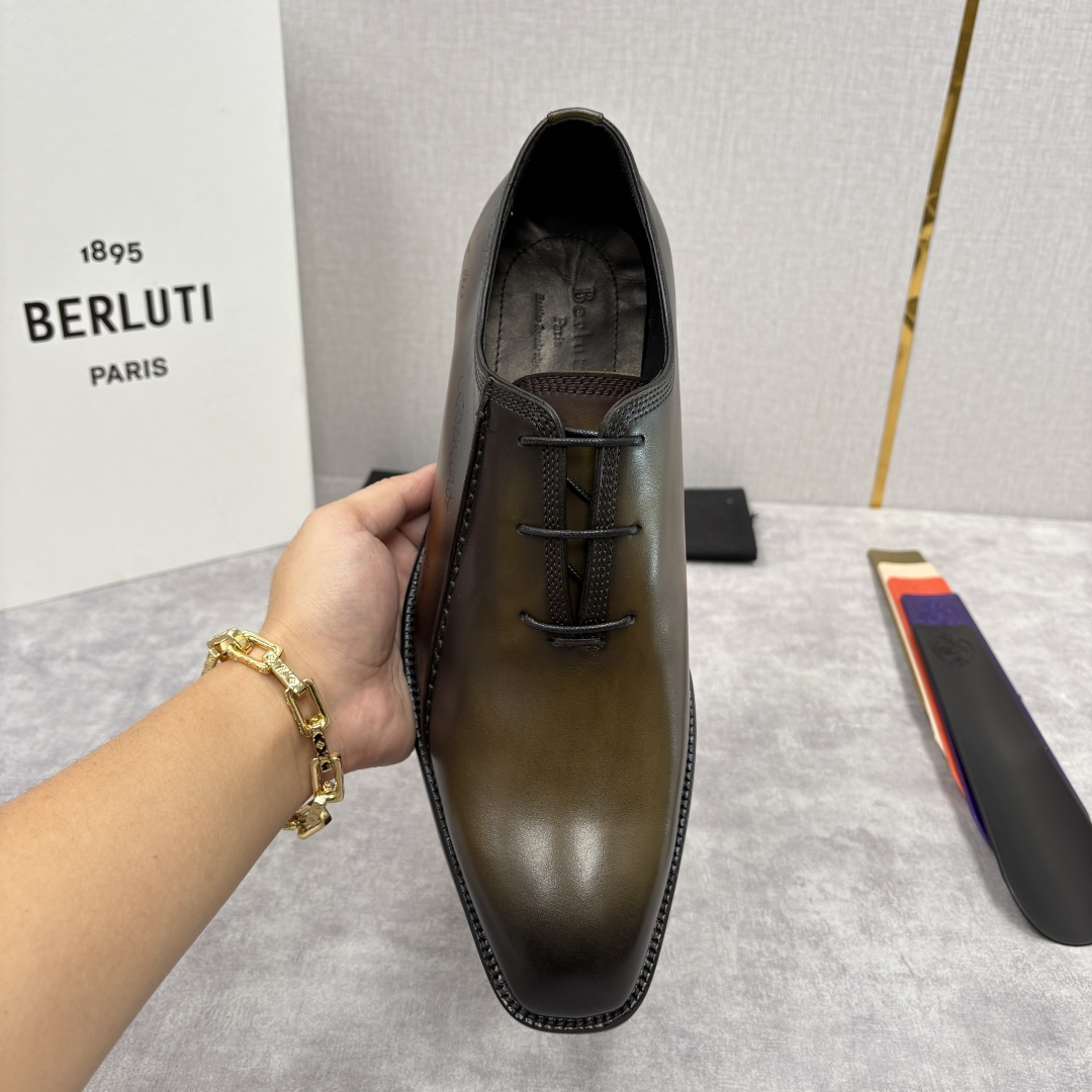 💋💍Berlut* 布鲁提 新款男士手工擦色正装鞋皮鞋上新🆕 Berlut* 对皮革的执念近乎苛刻，精选