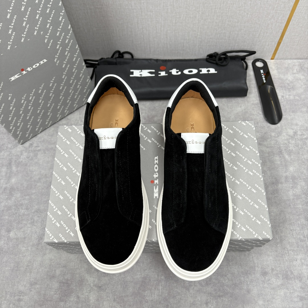 💋💍 Kito*n 新品 男士拼色厚底休闲鞋 鞋面采用高丝光磨砂牛皮+优质小牛皮的拼接设计，磨砂皮细腻软