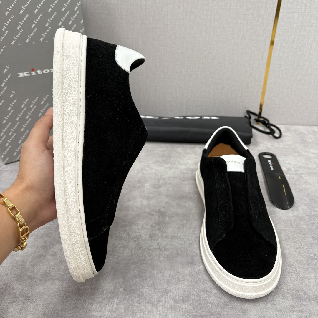 💋💍 Kito*n 新品 男士拼色厚底休闲鞋 鞋面采用高丝光磨砂牛皮+优质小牛皮的拼接设计，磨砂皮细腻软