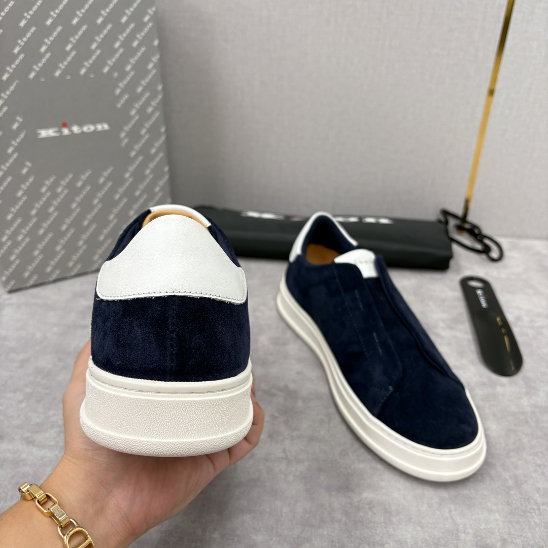 💋💍 Kito*n 新品 男士拼色厚底休闲鞋 鞋面采用高丝光磨砂牛皮+优质小牛皮的拼接设计，磨砂皮细腻软