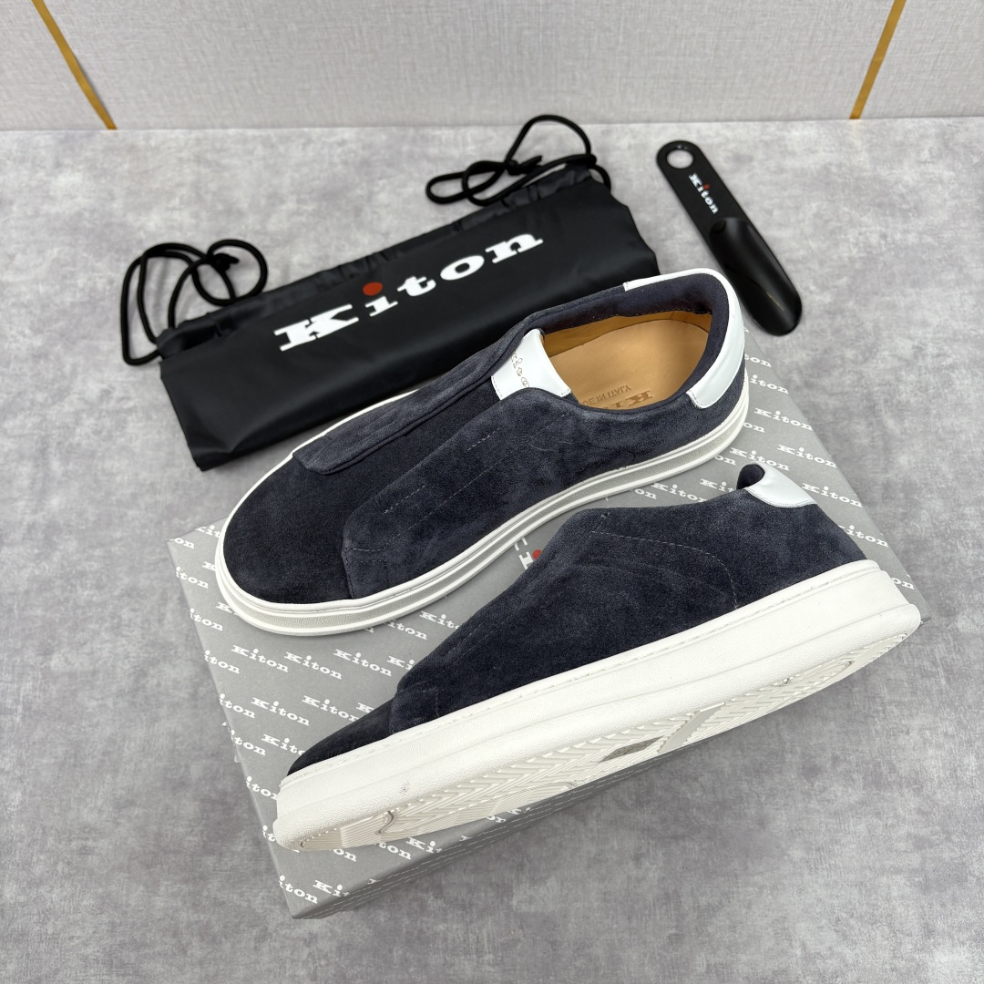 💋💍 Kito*n 新品 男士拼色厚底休闲鞋 鞋面采用高丝光磨砂牛皮+优质小牛皮的拼接设计，磨砂皮细腻软