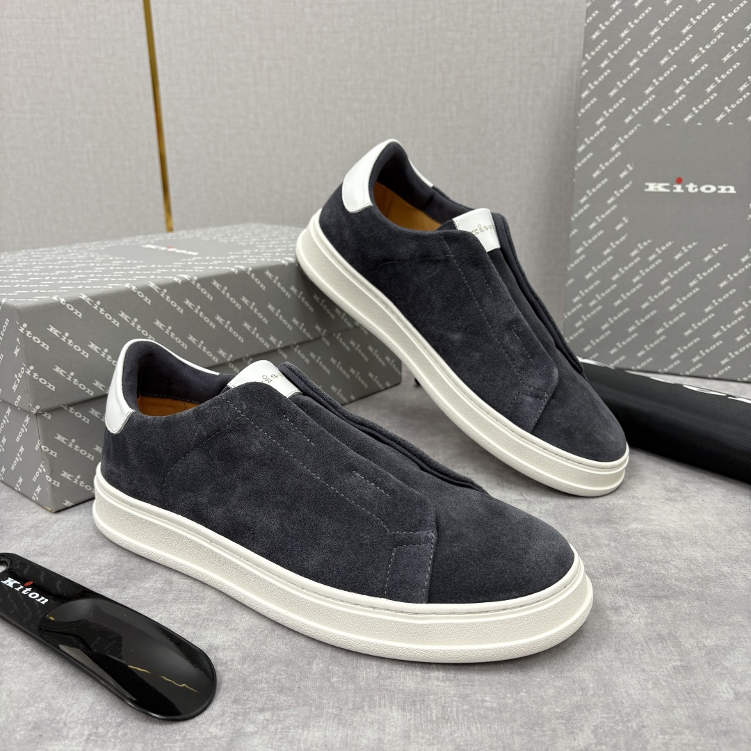 💋💍 Kito*n 新品 男士拼色厚底休闲鞋 鞋面采用高丝光磨砂牛皮+优质小牛皮的拼接设计，磨砂皮细腻软