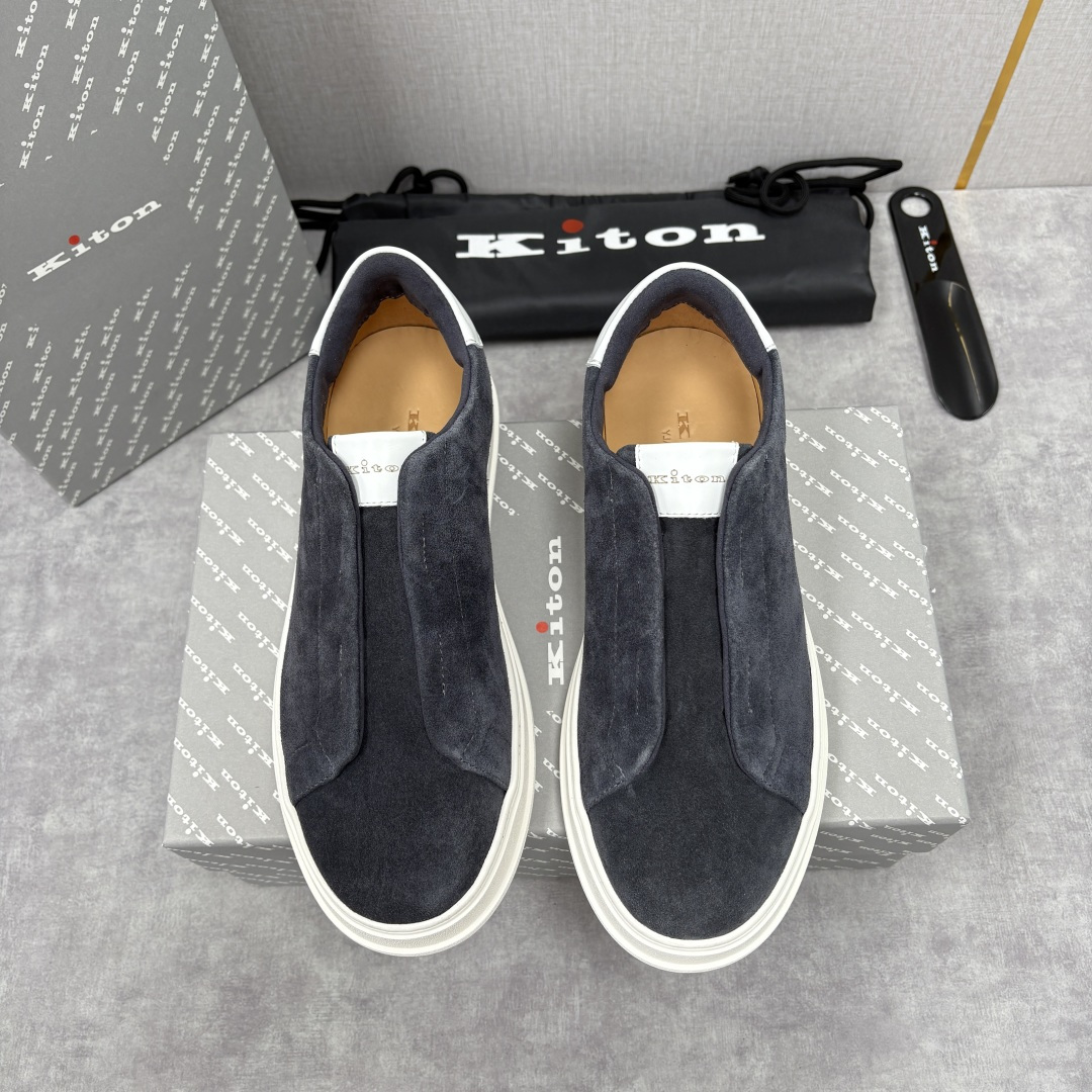 💋💍 Kito*n 新品 男士拼色厚底休闲鞋 鞋面采用高丝光磨砂牛皮+优质小牛皮的拼接设计，磨砂皮细腻软