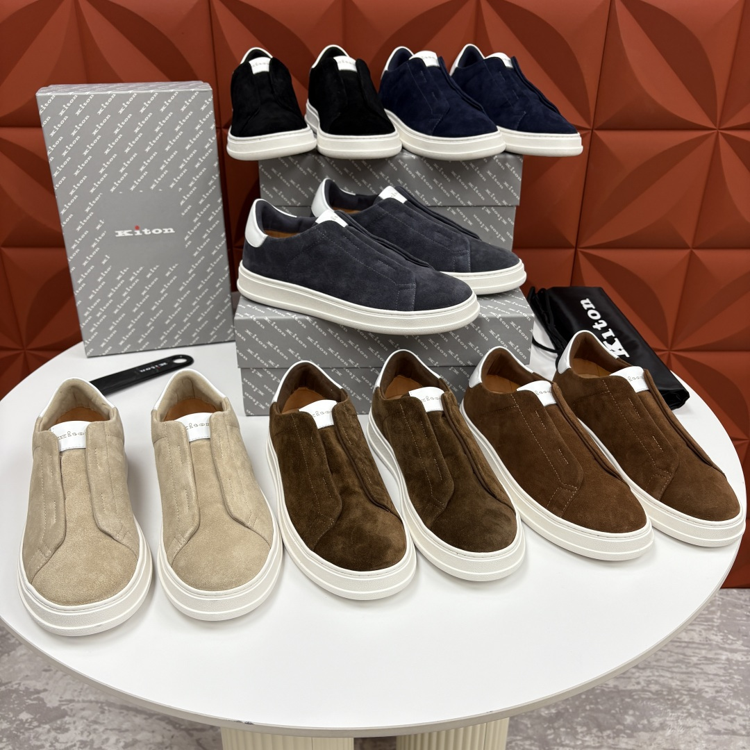 💋💍 Kito*n 新品 男士拼色厚底休闲鞋 鞋面采用高丝光磨砂牛皮+优质小牛皮的拼接设计，磨砂皮细腻软