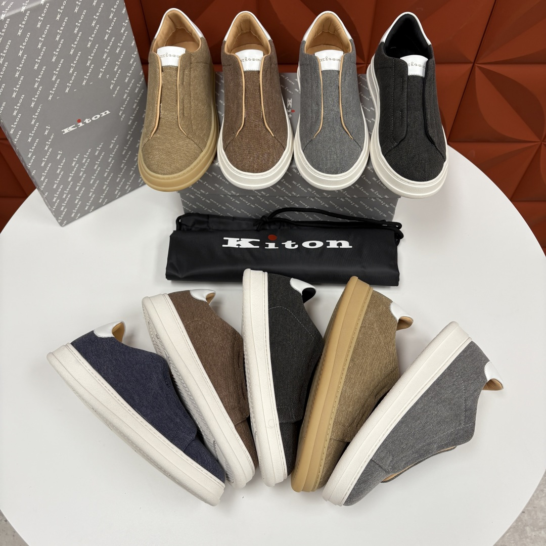 💋💍 Kito*n 新品 男士拼色厚底休闲鞋 鞋面采用牛仔布拼牛皮，小牛皮挺括有型且光泽温润。两种材质均