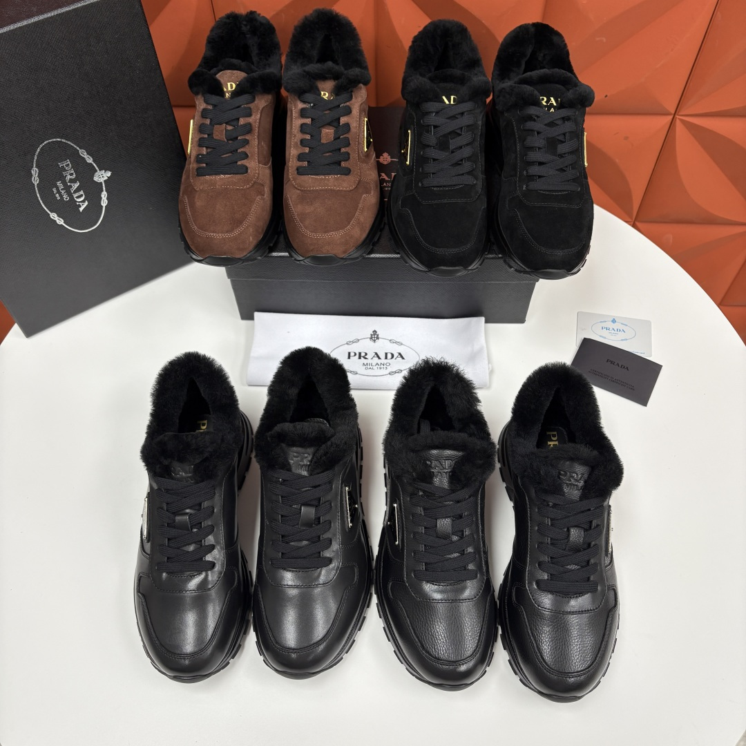 💋💍P家 Prad* 普拉-达 新品羊毛休闲运动鞋 兼顾保暖与品牌格调，是秋冬的实用型质感单品 官方 1