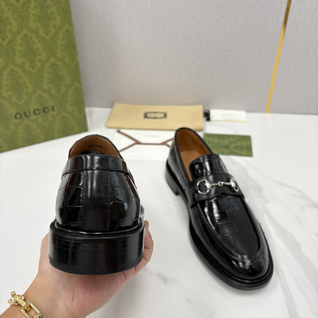 💋💍G家 GUCC* 新品男士马衔扣乐福鞋皮鞋 经典与时尚的交融 鞋面上的马衔扣，是古-驰经典符号的具象