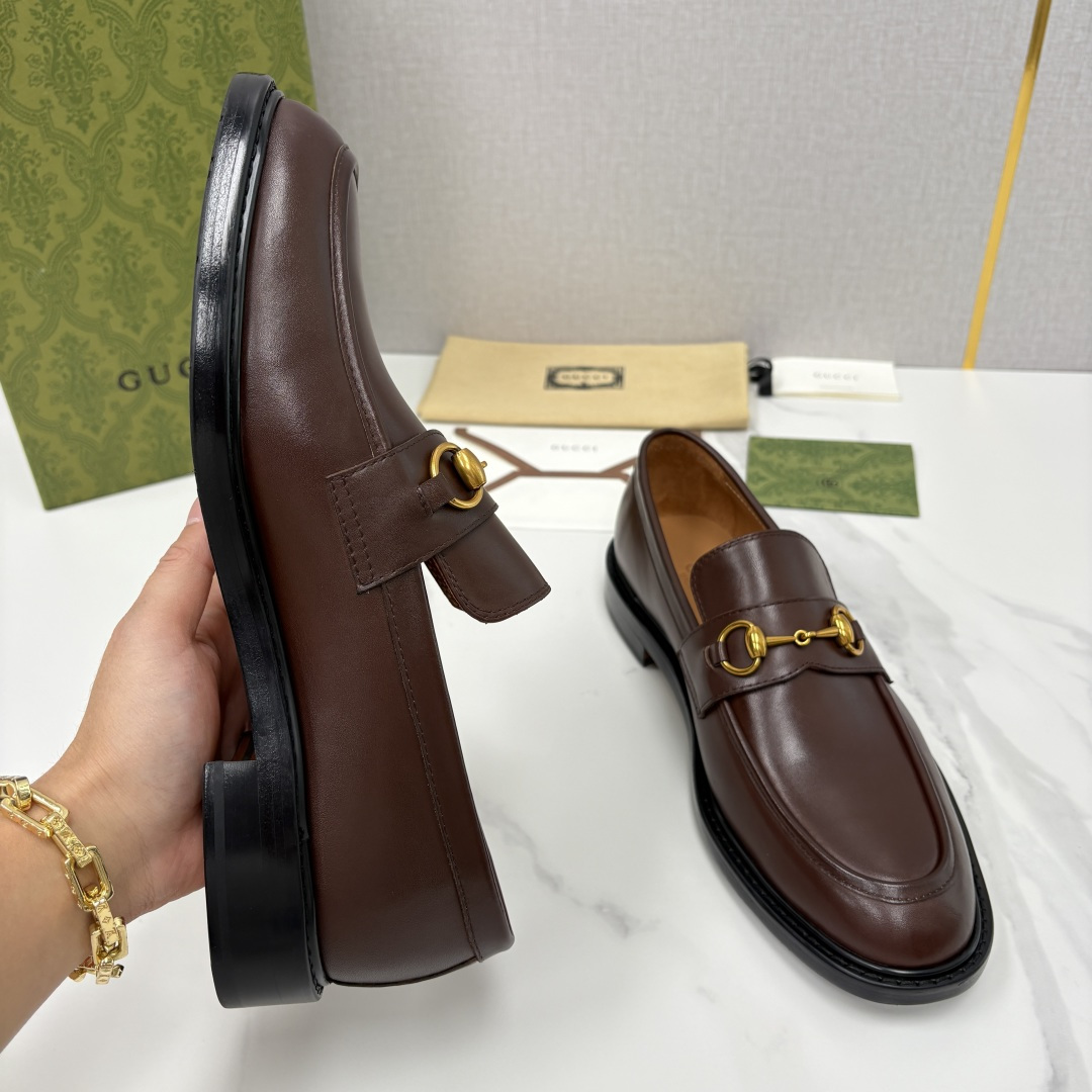 💋💍G家 GUCC* 新品男士马衔扣乐福鞋皮鞋 经典与时尚的交融 鞋面上的马衔扣，是古-驰经典符号的具象