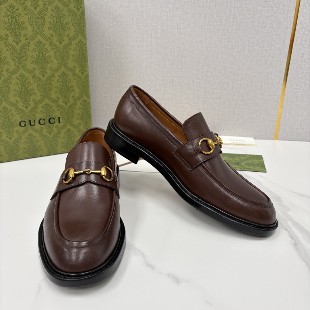 💋💍G家 GUCC* 新品男士马衔扣乐福鞋皮鞋 经典与时尚的交融 鞋面上的马衔扣，是古-驰经典符号的具象