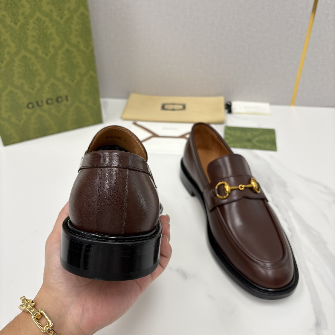 💋💍G家 GUCC* 新品男士马衔扣乐福鞋皮鞋 经典与时尚的交融 鞋面上的马衔扣，是古-驰经典符号的具象