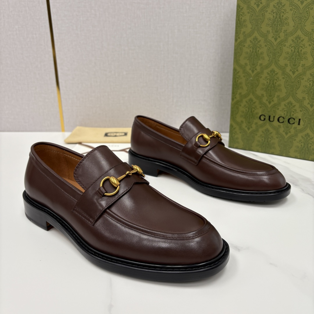 💋💍G家 GUCC* 新品男士马衔扣乐福鞋皮鞋 经典与时尚的交融 鞋面上的马衔扣，是古-驰经典符号的具象