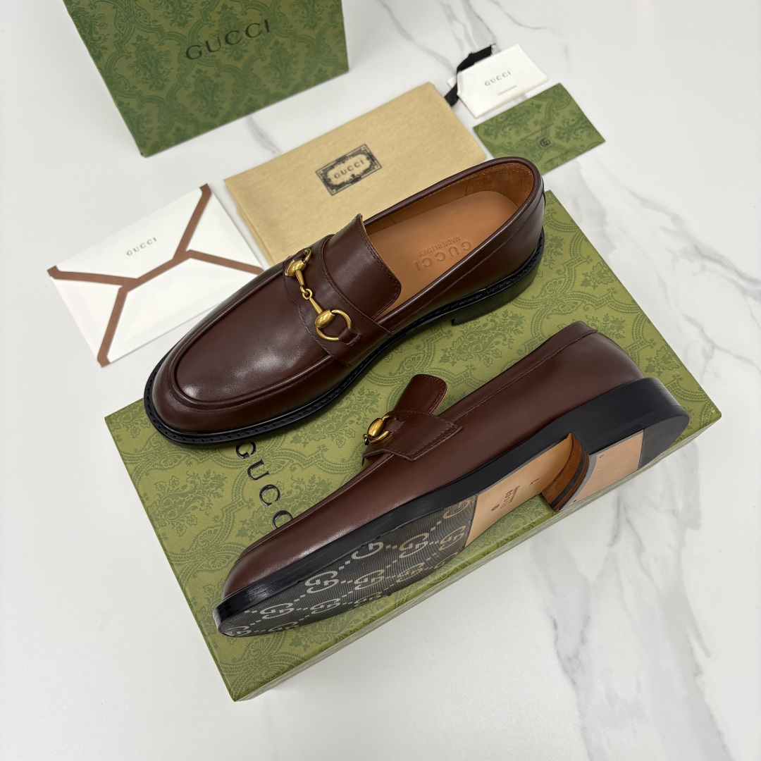 💋💍G家 GUCC* 新品男士马衔扣乐福鞋皮鞋 经典与时尚的交融 鞋面上的马衔扣，是古-驰经典符号的具象