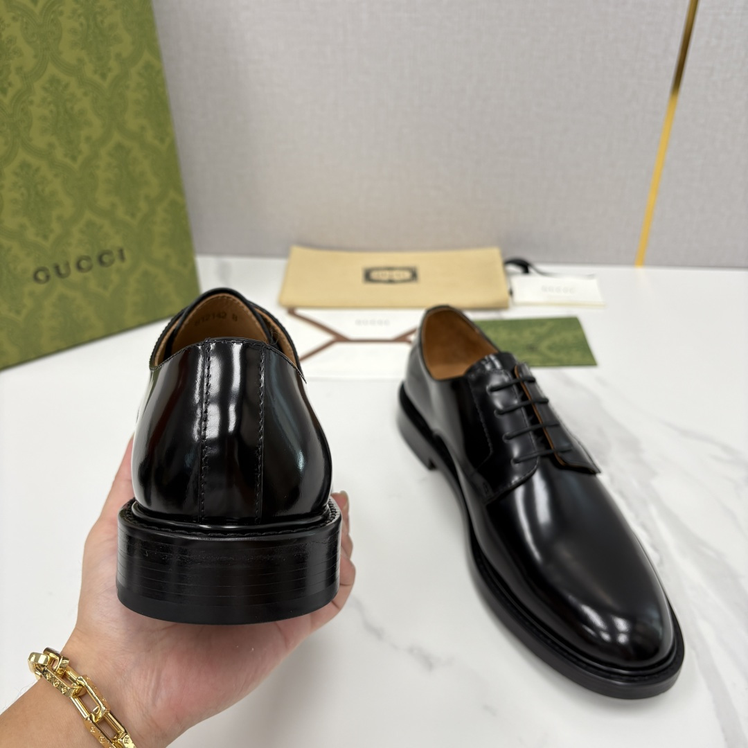 💋💍G家 GUCC* 古-驰 新品男士正装鞋皮鞋 德比鞋鞋型，是优雅与实用的平衡之选。选用细腻有光泽的进