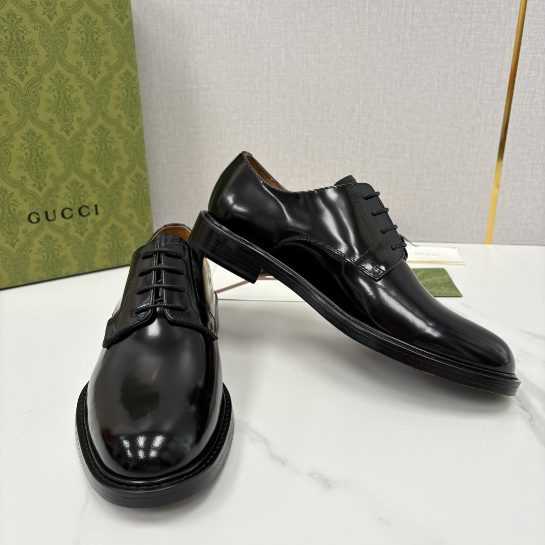 💋💍G家 GUCC* 古-驰 新品男士正装鞋皮鞋 德比鞋鞋型，是优雅与实用的平衡之选。选用细腻有光泽的进