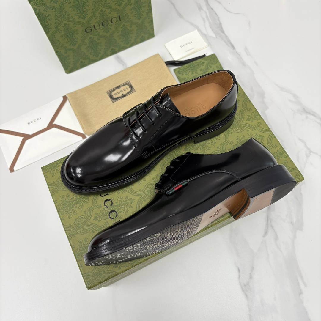 💋💍G家 GUCC* 古-驰 新品男士正装鞋皮鞋 德比鞋鞋型，是优雅与实用的平衡之选。选用细腻有光泽的进