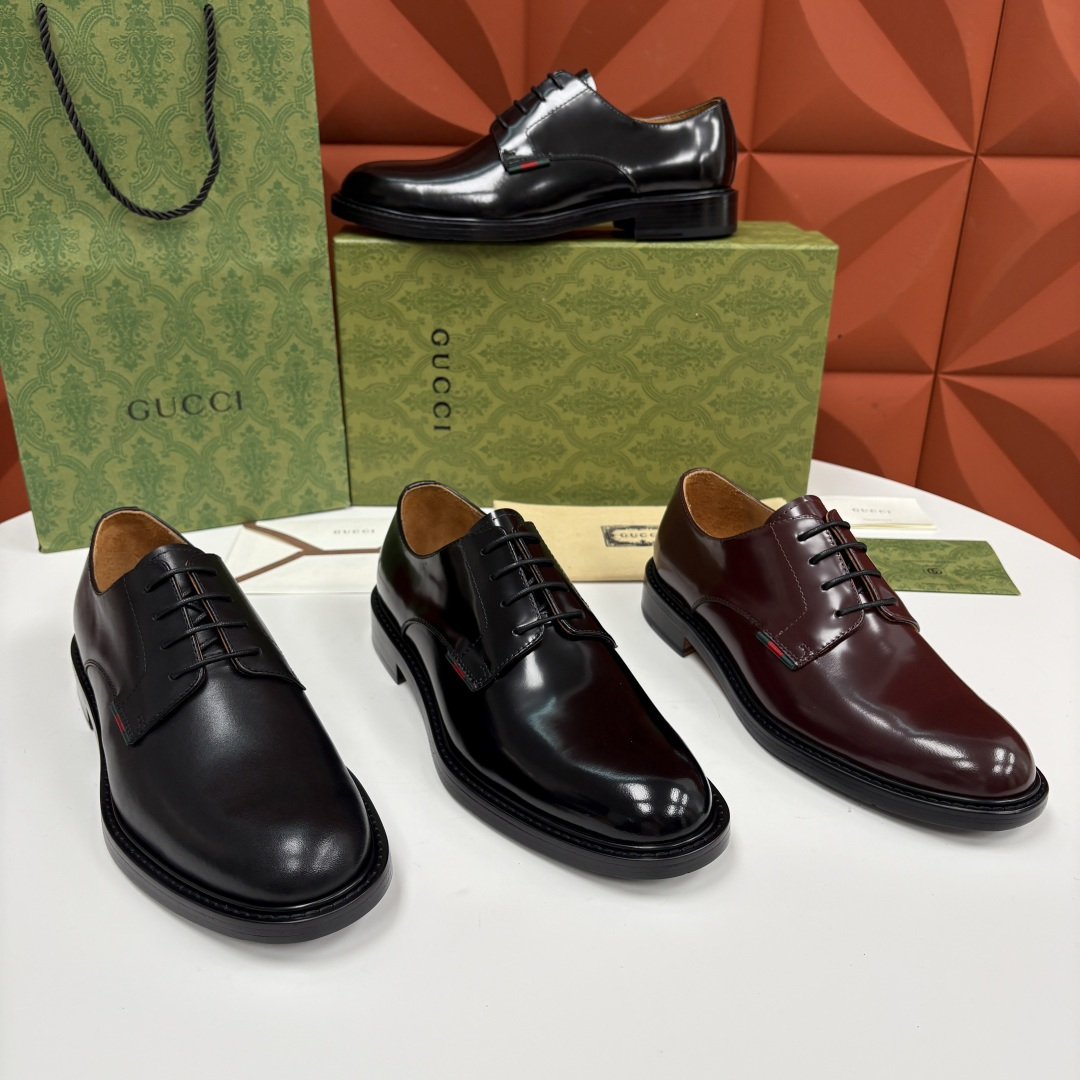 💋💍G家 GUCC* 古-驰 新品男士正装鞋皮鞋 德比鞋鞋型，是优雅与实用的平衡之选。选用细腻有光泽的进
