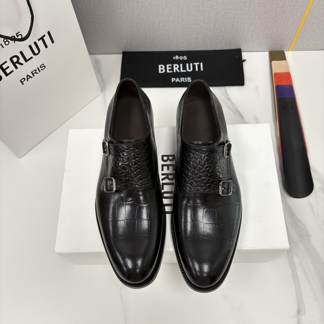 💋💍Berlut* 布鲁提 新款男士手工擦色正装皮鞋上新🆕 经典孟克搭扣皮鞋系列，能完美诠释优雅与质感的