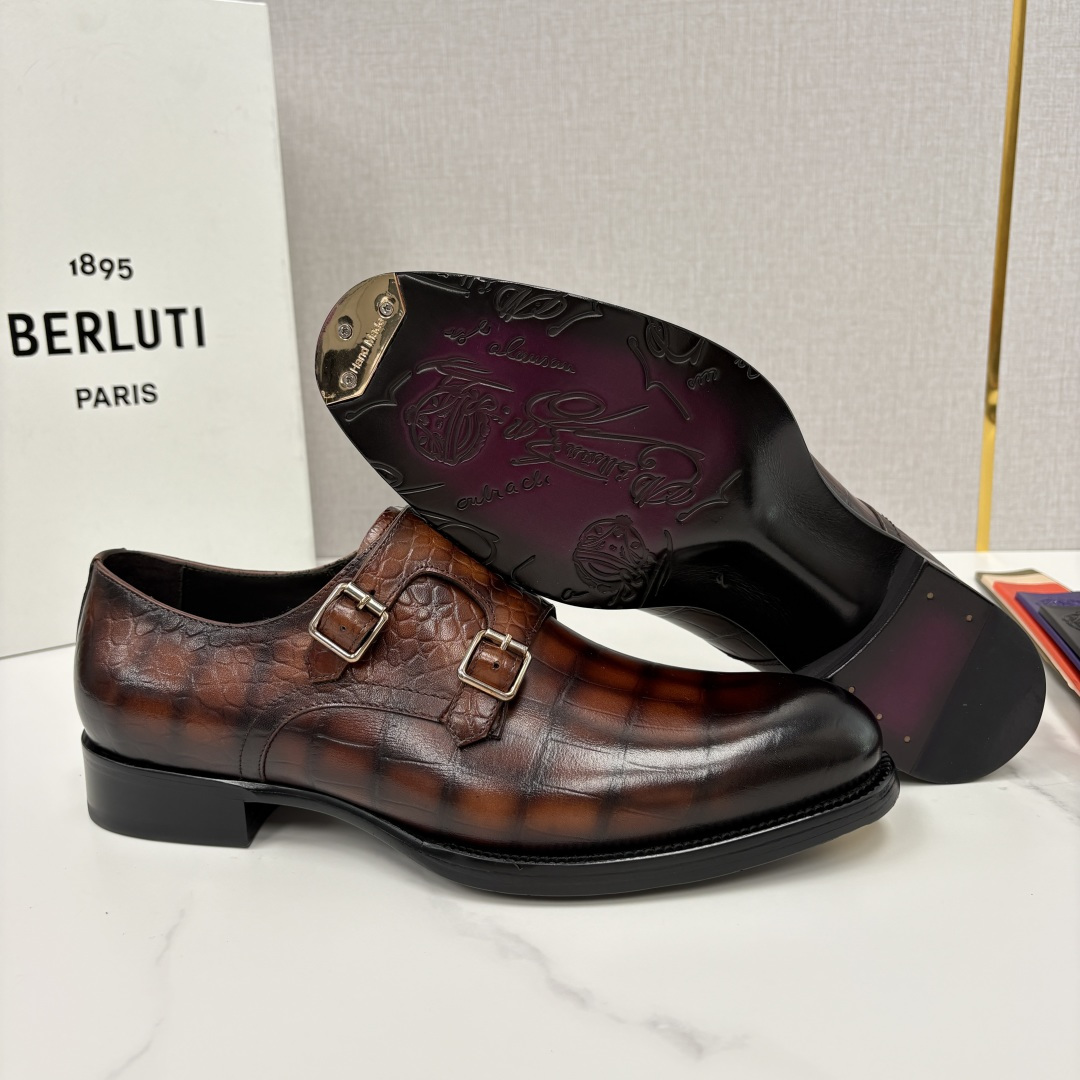 💋💍Berlut* 布鲁提 新款男士手工擦色正装皮鞋上新🆕 经典孟克搭扣皮鞋系列，能完美诠释优雅与质感的