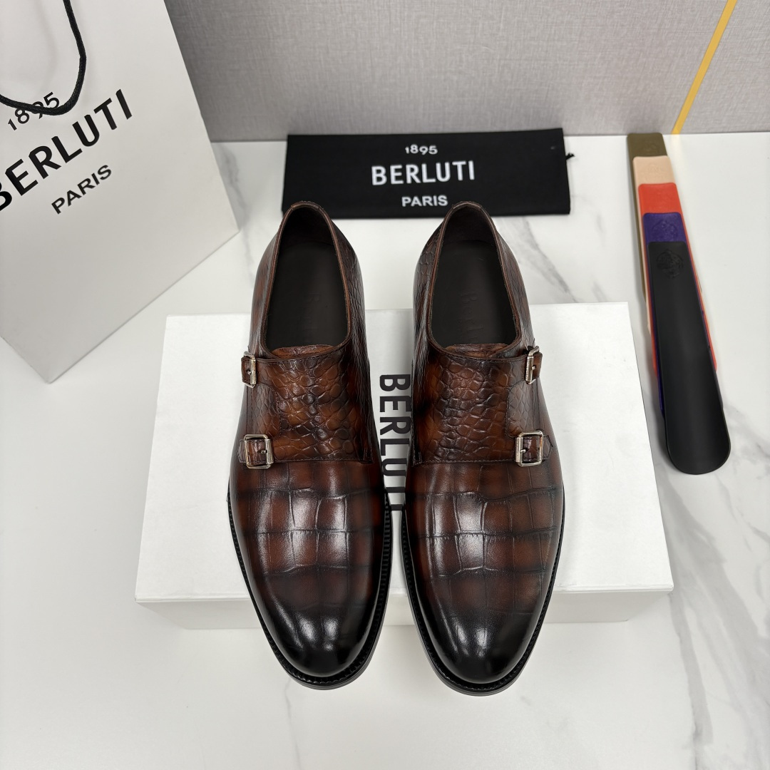 💋💍Berlut* 布鲁提 新款男士手工擦色正装皮鞋上新🆕 经典孟克搭扣皮鞋系列，能完美诠释优雅与质感的
