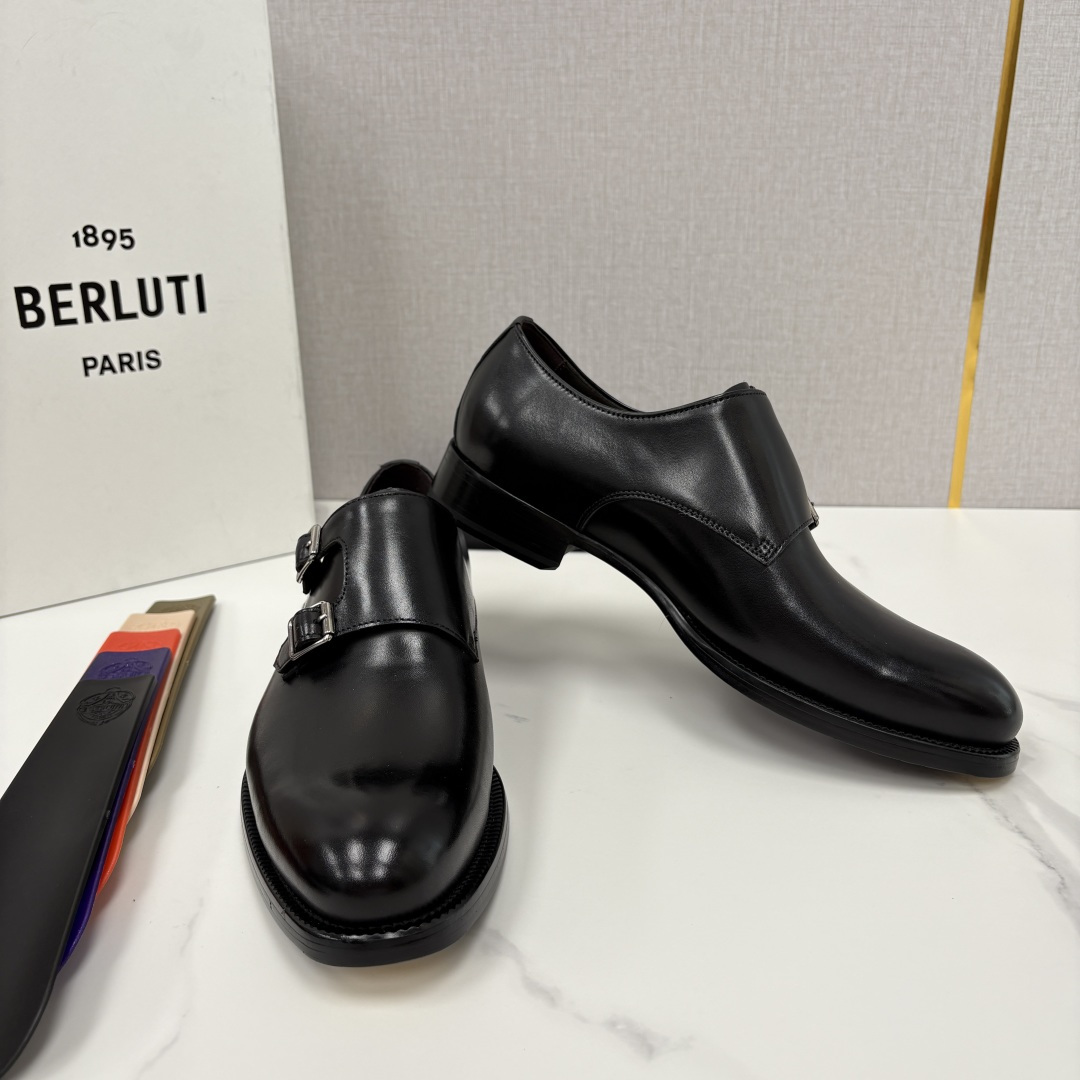 💋💍Berlut* 布鲁提 新款男士手工擦色正装皮鞋上新🆕 经典孟克搭扣皮鞋系列，能完美诠释优雅与质感的