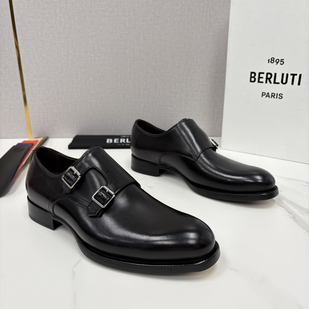 💋💍Berlut* 布鲁提 新款男士手工擦色正装皮鞋上新🆕 经典孟克搭扣皮鞋系列，能完美诠释优雅与质感的
