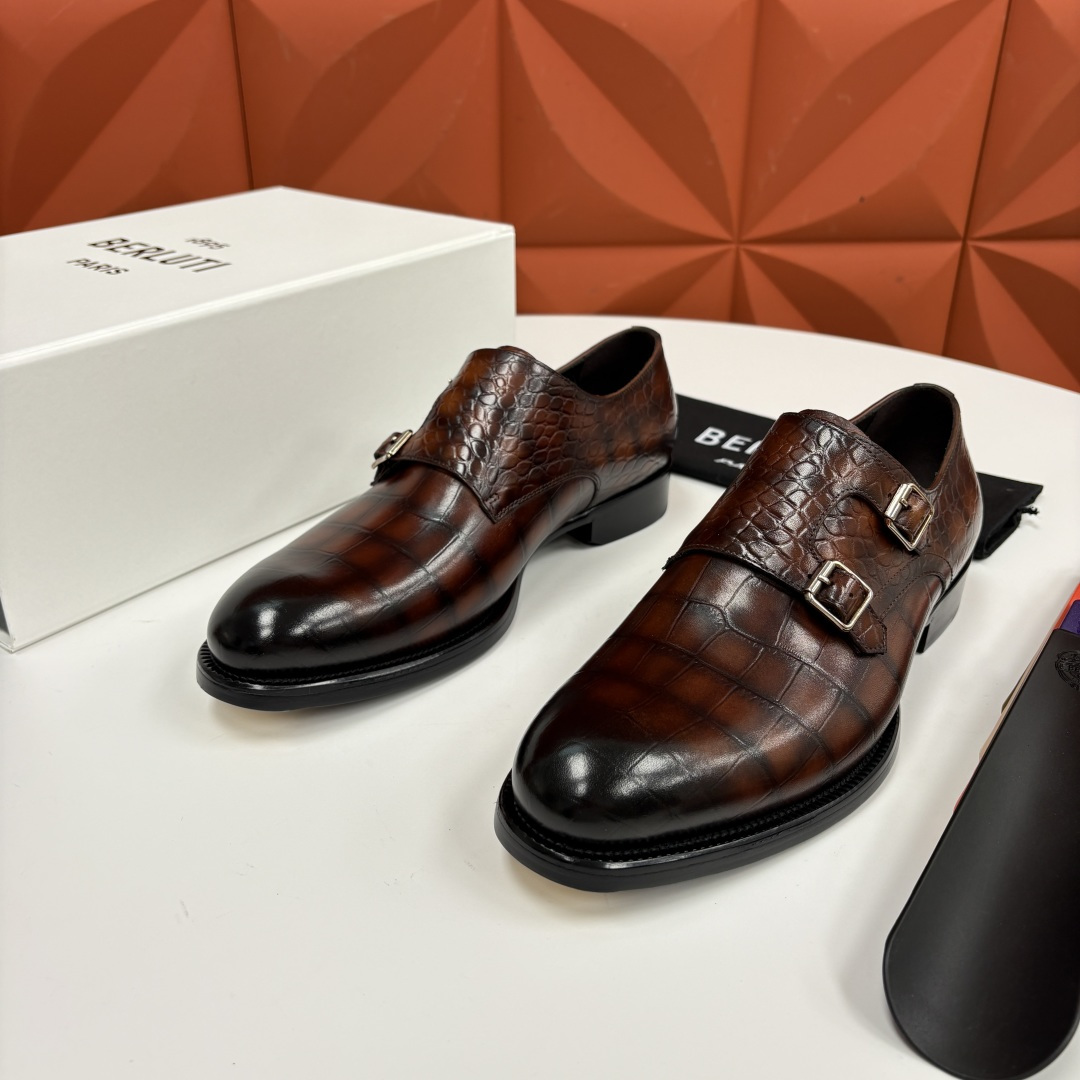💋💍Berlut* 布鲁提 新款男士手工擦色正装皮鞋上新🆕 经典孟克搭扣皮鞋系列，能完美诠释优雅与质感的
