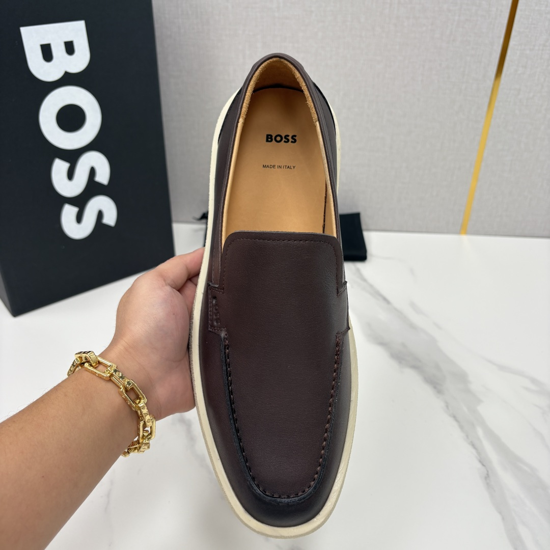 💋💍BOSS 男士新款 HUG*O BOSS男士休闲乐福鞋 商务与休闲的质感平衡。采用头层小牛皮，皮质细