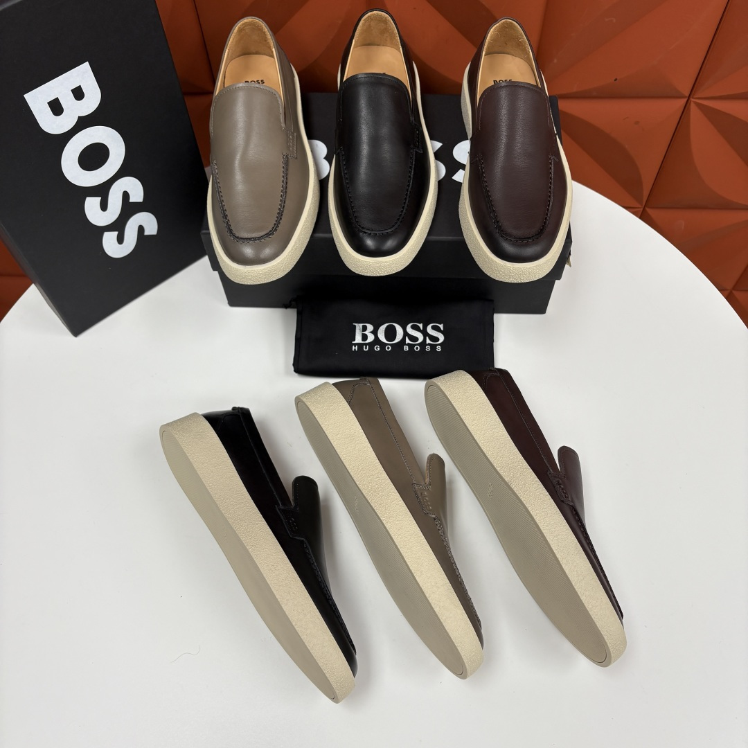 💋💍BOSS 男士新款 HUG*O BOSS男士休闲乐福鞋 商务与休闲的质感平衡。采用头层小牛皮，皮质细