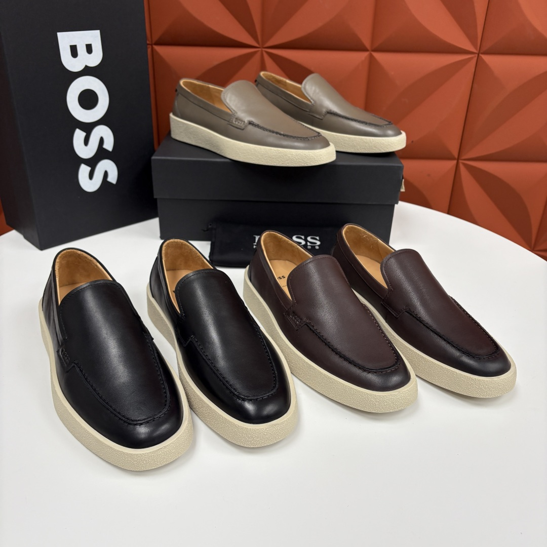💋💍BOSS 男士新款 HUG*O BOSS男士休闲乐福鞋 商务与休闲的质感平衡。采用头层小牛皮，皮质细