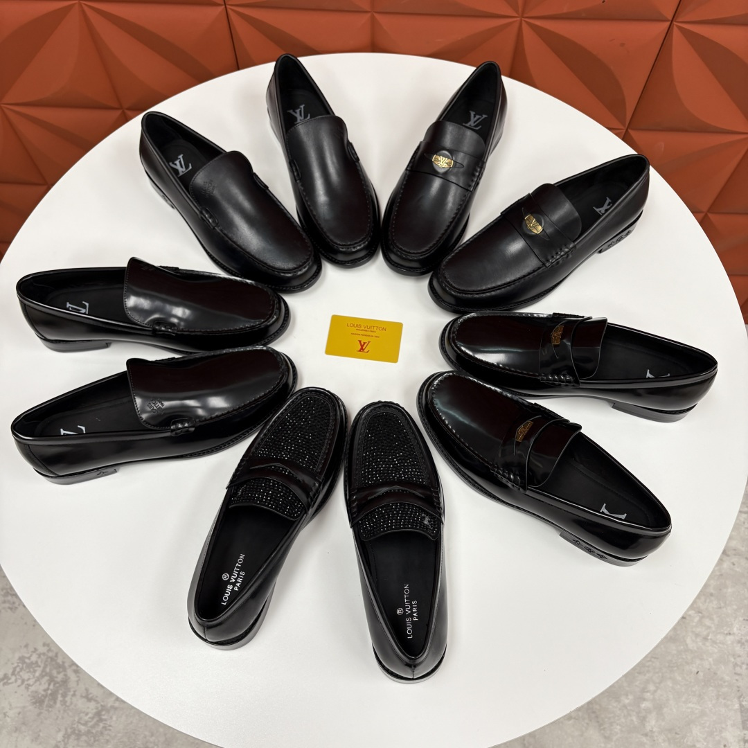 💋💍L家新品 LOUI* 乐福鞋皮鞋 官方 9,350 本款Major乐福鞋皮鞋系列采用进口小牛皮/开边