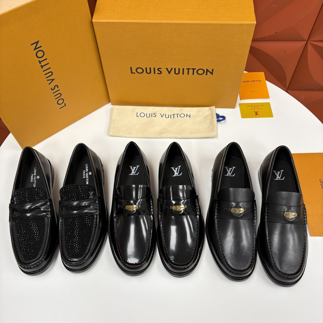 💋💍L家新品 LOUI* 乐福鞋皮鞋 官方 9,350 本款Major乐福鞋皮鞋系列采用进口小牛皮/开边