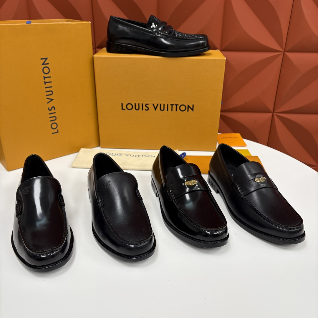 💋💍L家新品 LOUI* 乐福鞋皮鞋 官方 9,350 本款Major乐福鞋皮鞋系列采用进口小牛皮/开边