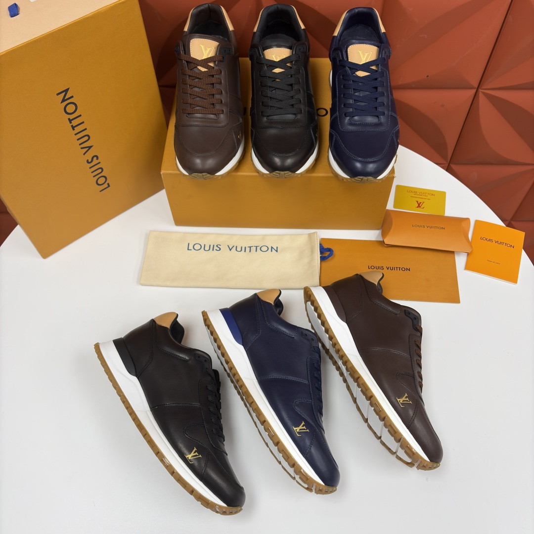 💋 💍 L 家新品 L*V 路易-威登 新款 RUN AWAY 男士运动鞋 官方 9,200 此款运动鞋