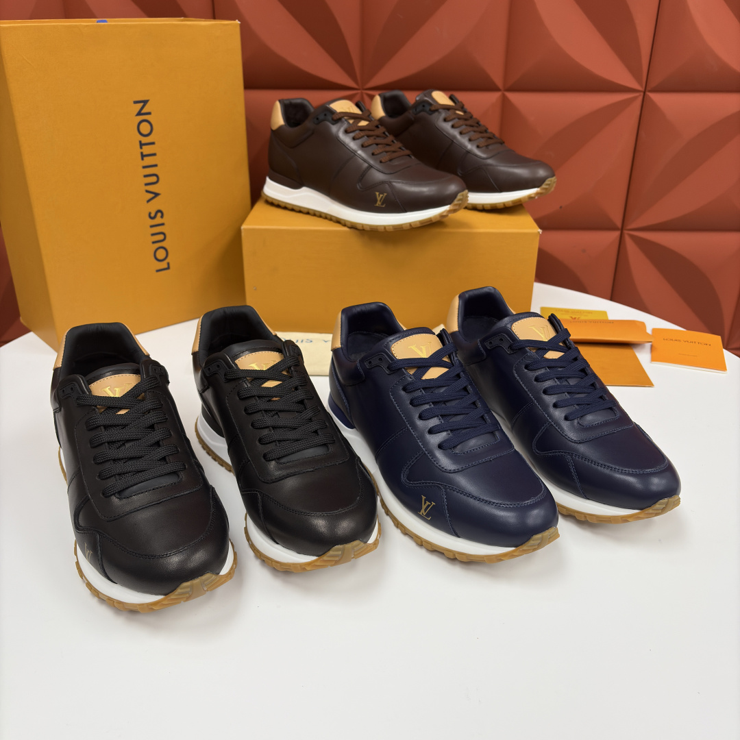 💋 💍 L 家新品 L*V 路易-威登 新款 RUN AWAY 男士运动鞋 官方 9,200 此款运动鞋