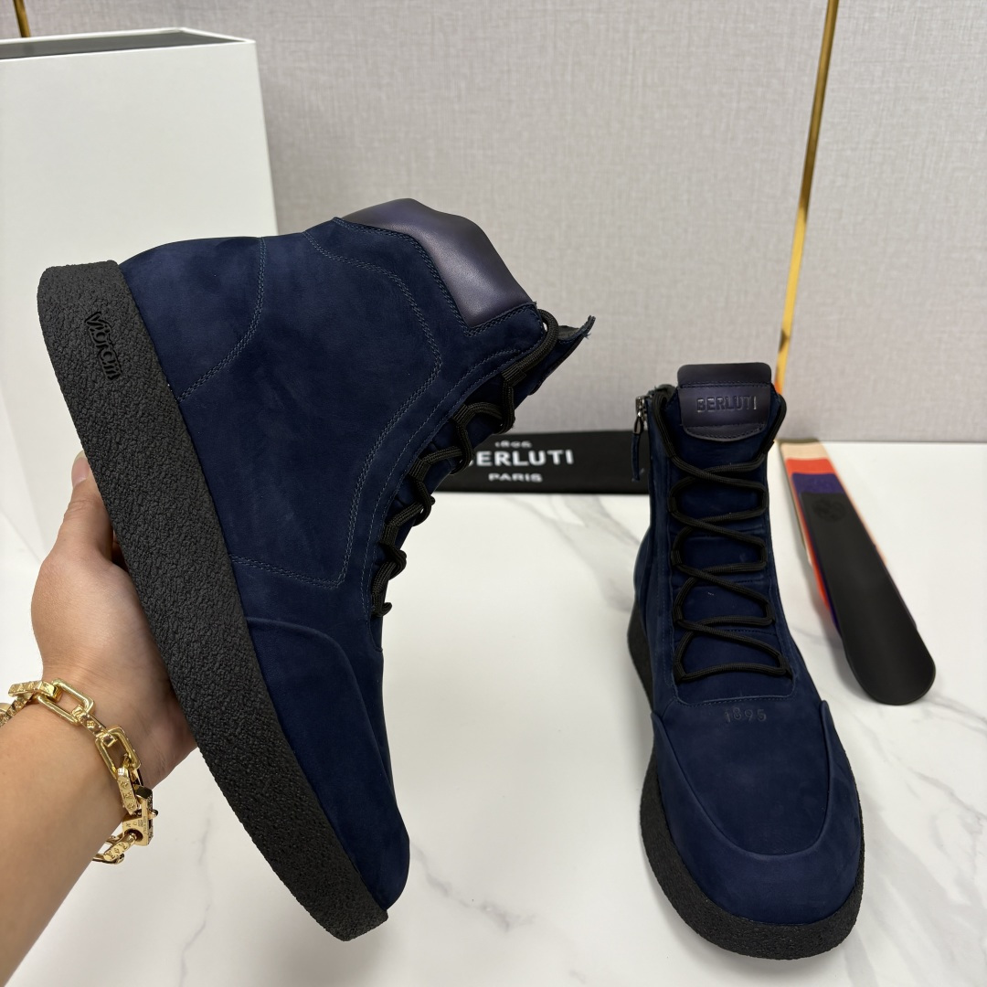 💋💍 布鲁提 Berlut* 男士新品高帮靴 户外徒步靴 官方 19,400 采用优质磨面皮，触感细腻且