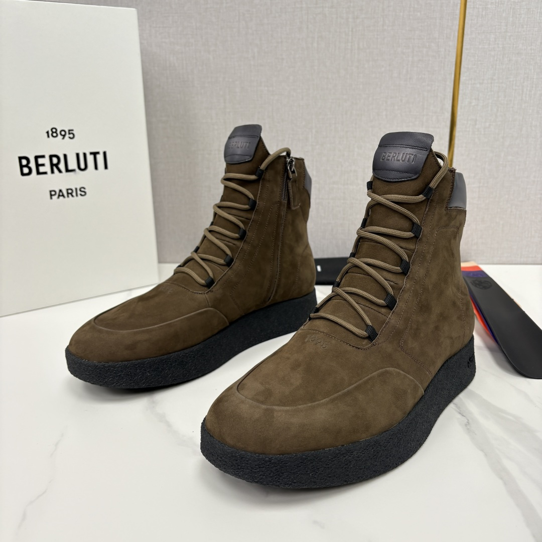 💋💍 布鲁提 Berlut* 男士新品高帮靴 户外徒步靴 官方 19,400 采用优质磨面皮，触感细腻且