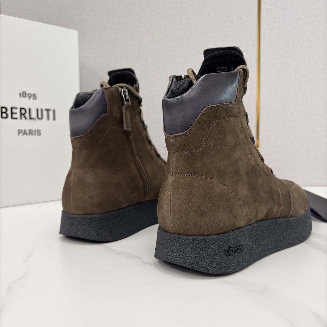 💋💍 布鲁提 Berlut* 男士新品高帮靴 户外徒步靴 官方 19,400 采用优质磨面皮，触感细腻且