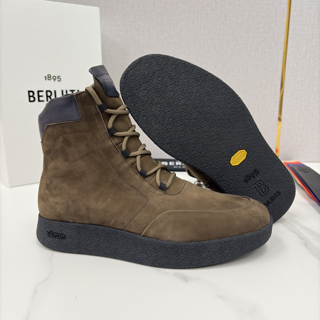 💋💍 布鲁提 Berlut* 男士新品高帮靴 户外徒步靴 官方 19,400 采用优质磨面皮，触感细腻且