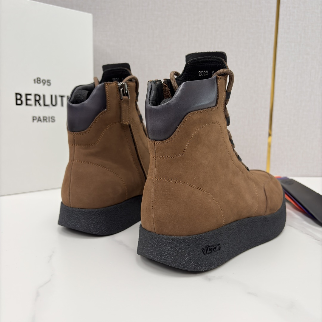 💋💍 布鲁提 Berlut* 男士新品高帮靴 户外徒步靴 官方 19,400 采用优质磨面皮，触感细腻且