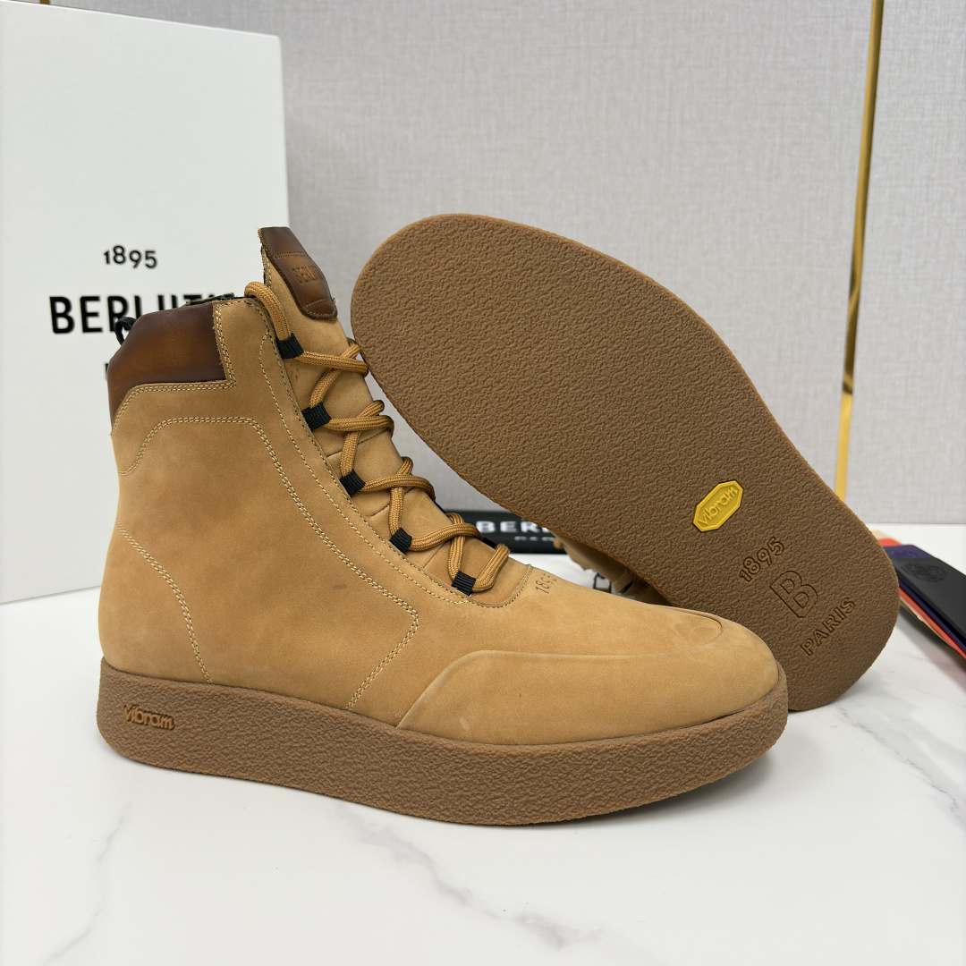 💋💍 布鲁提 Berlut* 男士新品高帮靴 户外徒步靴 官方 19,400 采用优质磨面皮，触感细腻且