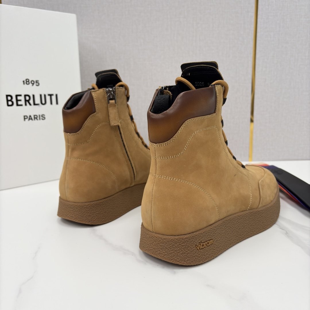 💋💍 布鲁提 Berlut* 男士新品高帮靴 户外徒步靴 官方 19,400 采用优质磨面皮，触感细腻且