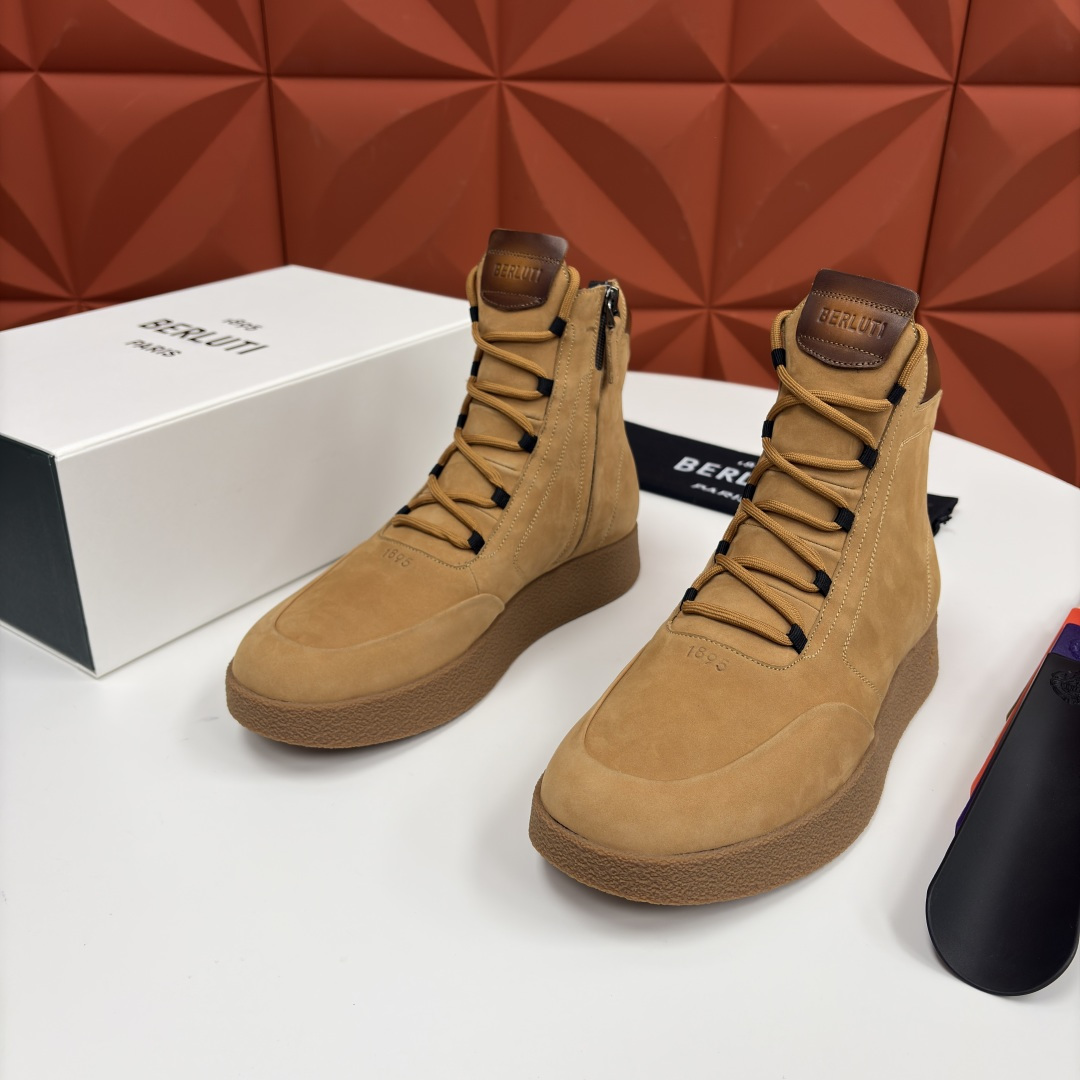 💋💍 布鲁提 Berlut* 男士新品高帮靴 户外徒步靴 官方 19,400 采用优质磨面皮，触感细腻且