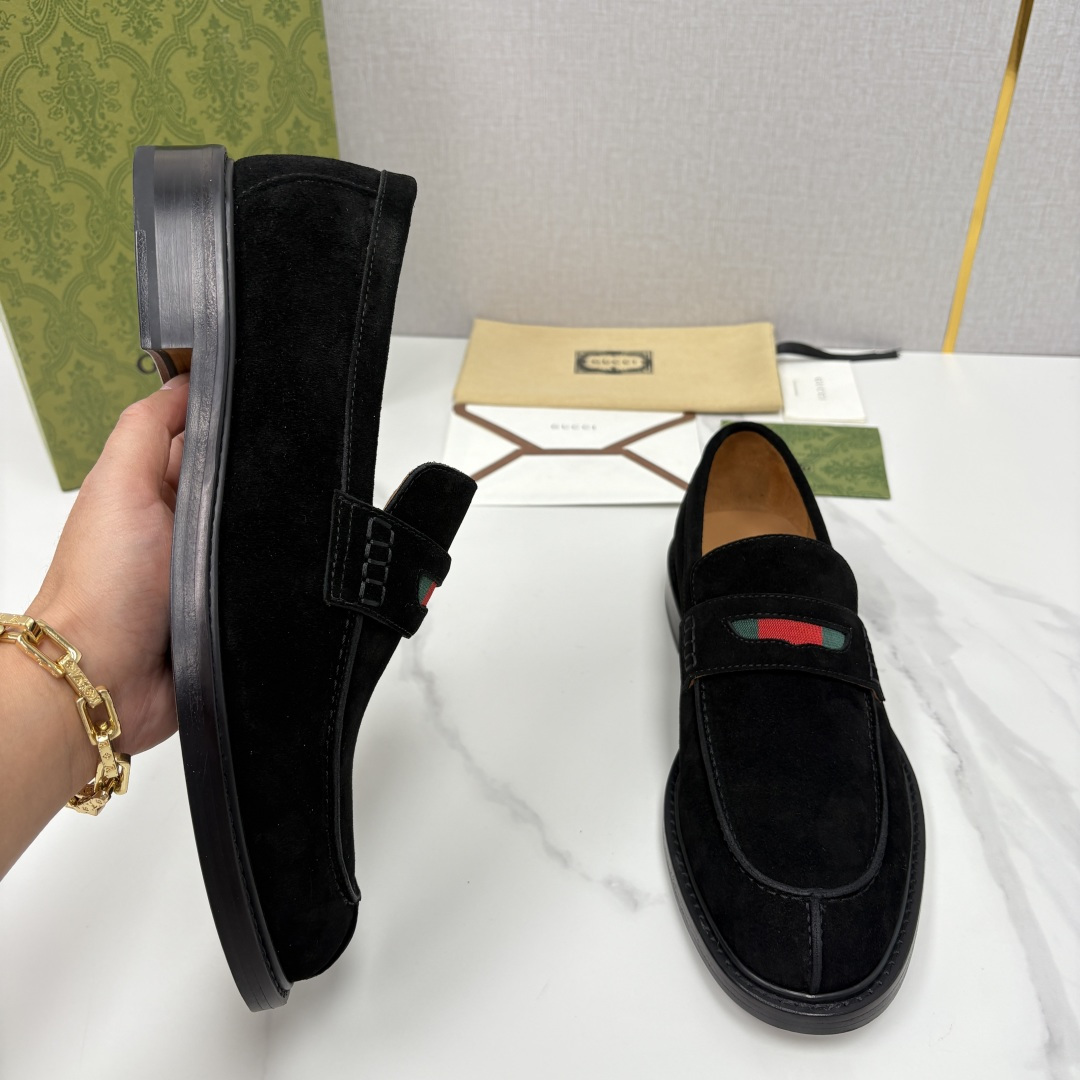 💋💍G家 GUCC* 新品男士简约乐福鞋皮鞋 经典与时尚的交融 Jordaan 乐福鞋：刻在DNA里的优