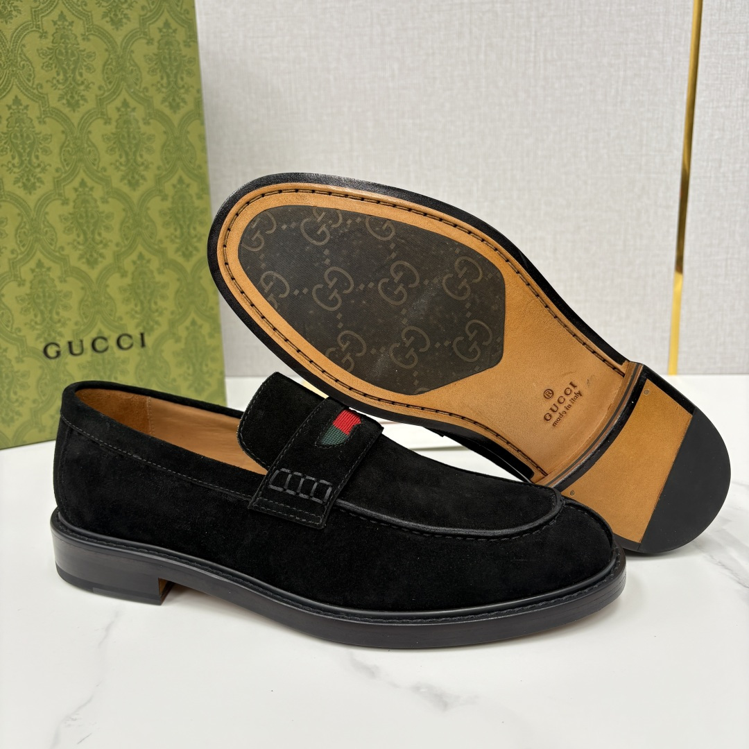 💋💍G家 GUCC* 新品男士简约乐福鞋皮鞋 经典与时尚的交融 Jordaan 乐福鞋：刻在DNA里的优